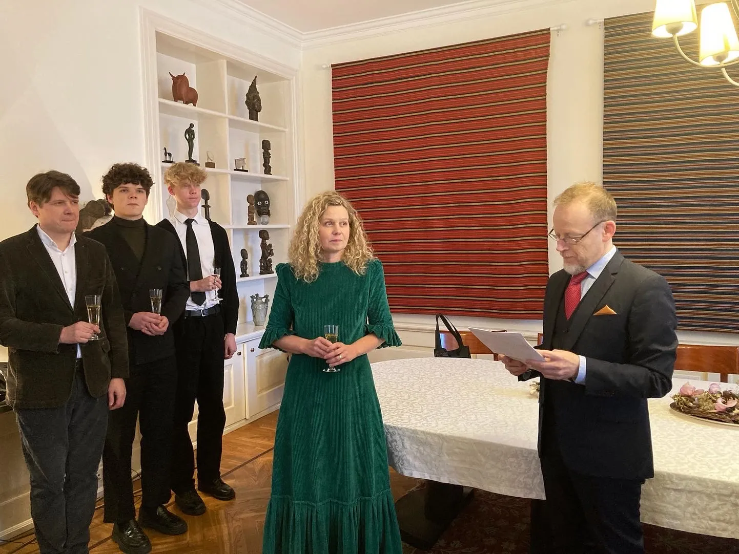 Heli Allik pälvis Prantsusmaa Kunstide ja Kirjanduse ordeni.