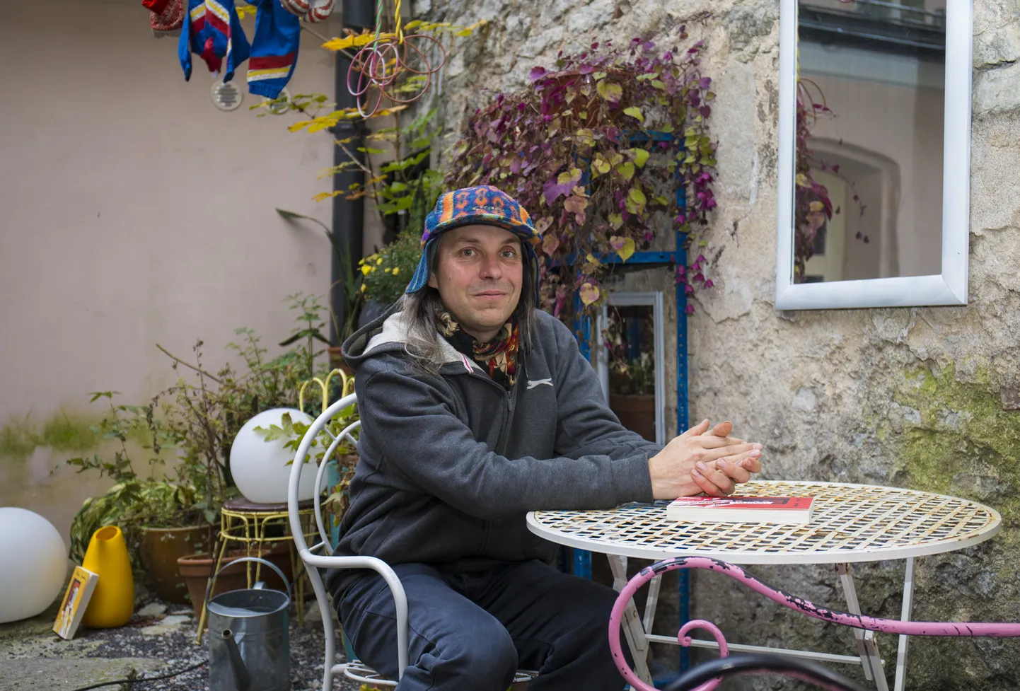 Pikutamisdisko teejuht on Lauri Sommer.