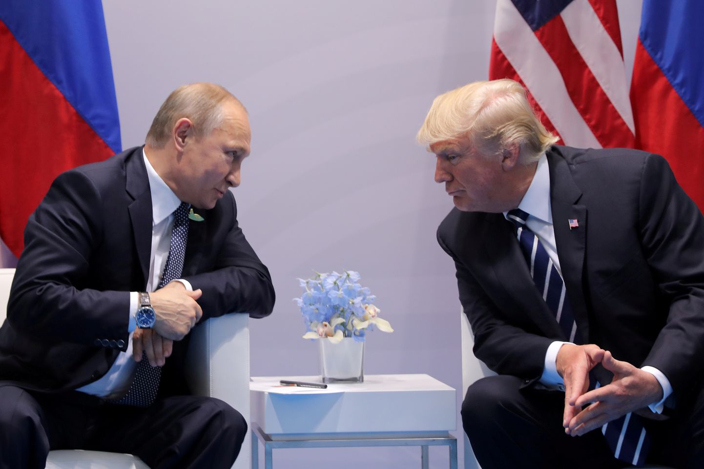 Vladimir Putini ja Donald Trumpi kohtumine 2017. aasta juulis.