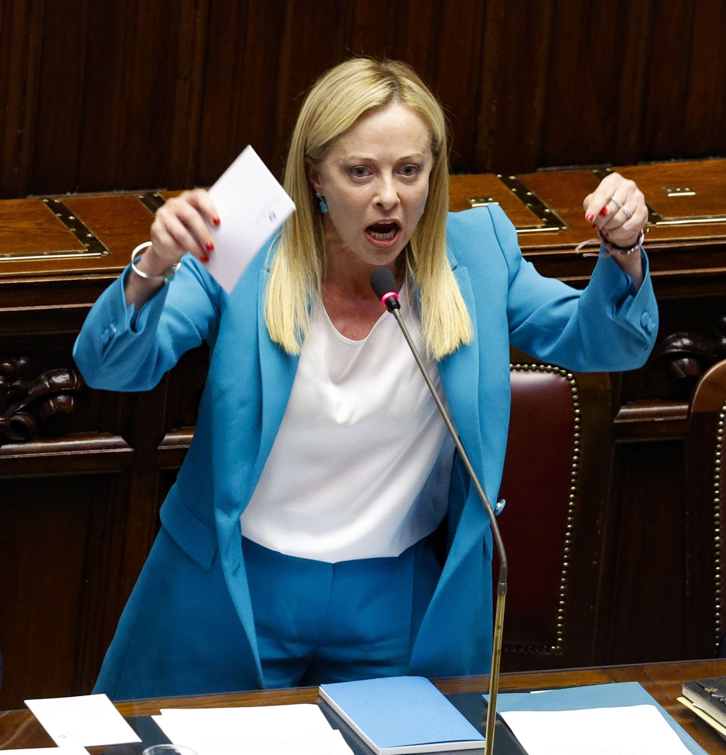 Itaalia peaminister Giorgia Meloni üllatas esmaspäeval suure pankade maksuideega