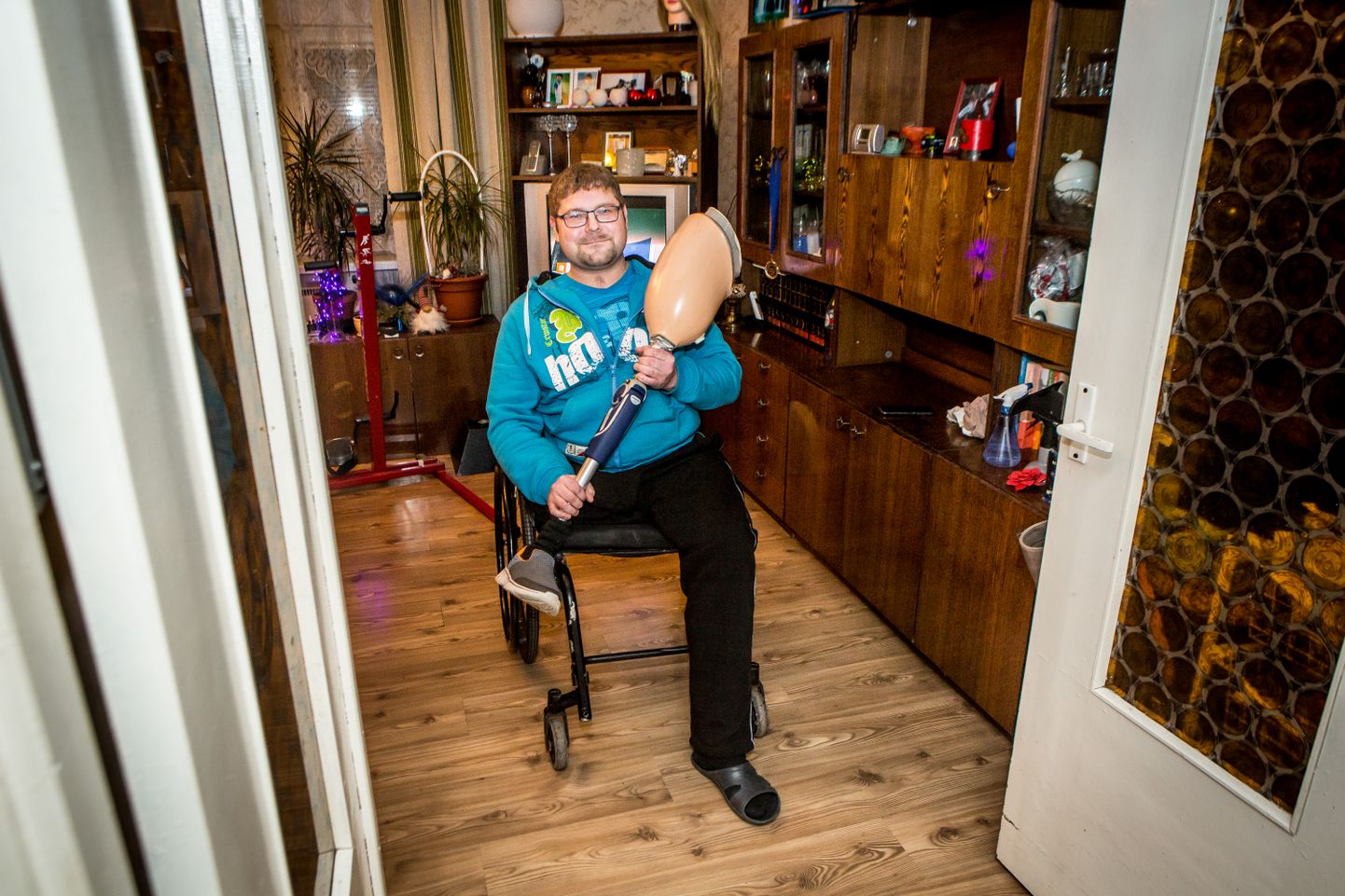 14 aasta eest jõulu ajal avariis jala kaotanud Risto Tiitma alustab iseseisvat elu.