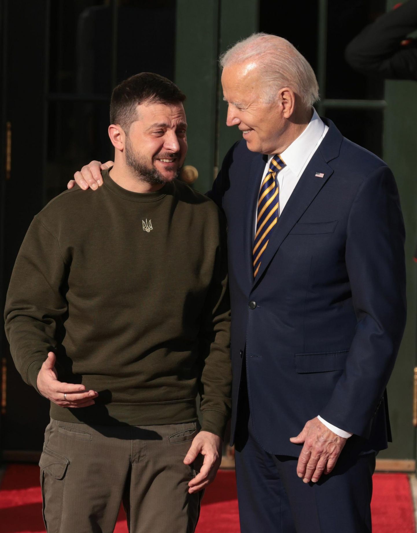 Ukraina president Volodõmõr Zelenskõi (vasakul) ja Ameerika Ühendriikide president Joe Biden eile Washingtonis Valges Majas.