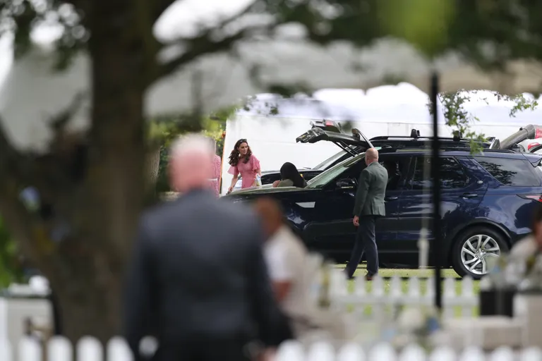 Hertsoginna Catherine ja hertsoginna Meghan