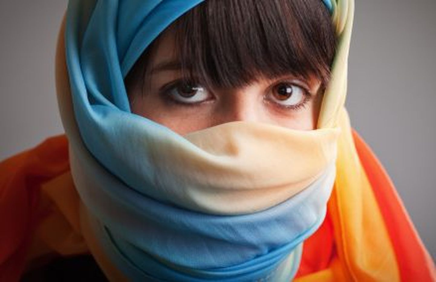 Moslemitüdruku rätikut rebinud poiss võidakse saata noorsoovanglasse