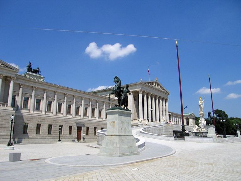 Austria parlamendi hoone Viinis. / wikipedia.org