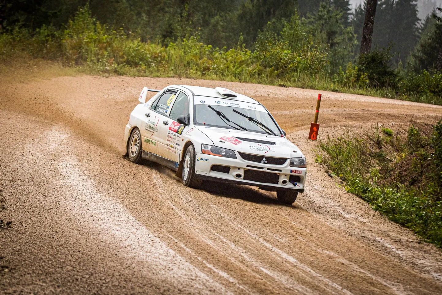 Järvamaalt pärit meestest sai Lõuna-Eesti rallil üldarvestuses kõrgeima koha Mitsubishi Lancer Evo IXga sõitnud Rainer Paavel. Nüüd võetakse ette Viru ralli.
