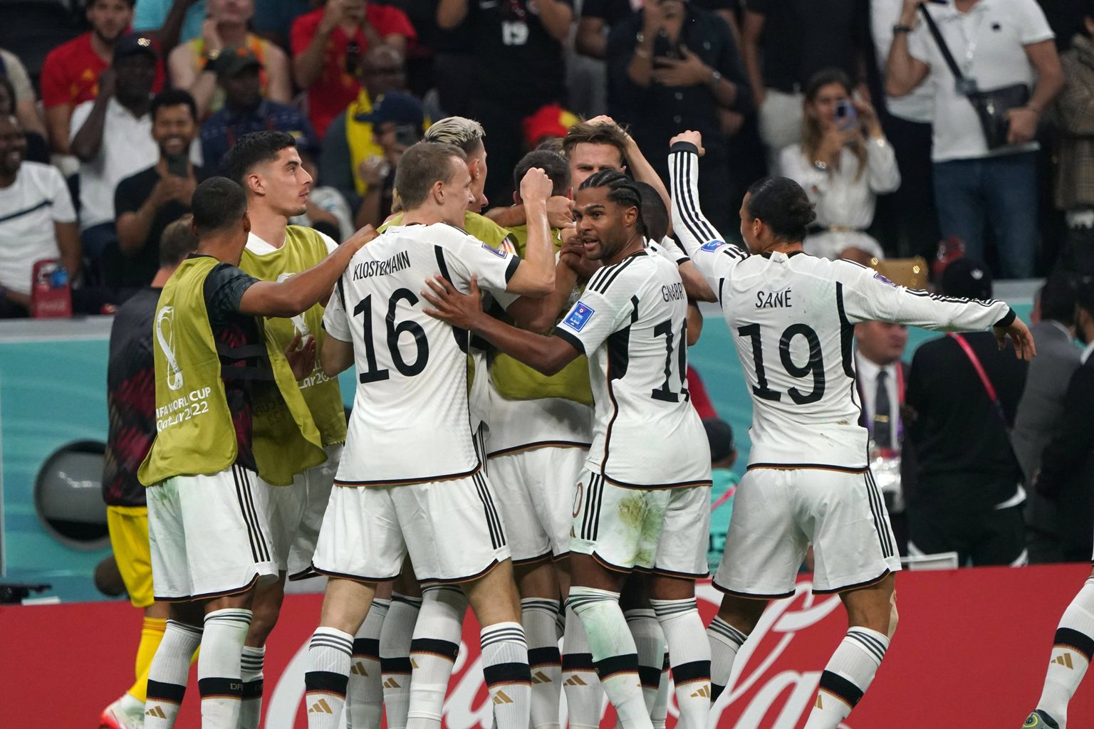 Saksamaa jalgpallikoondisel on veel hea võimalus jõuda kaheksandikfinaali.