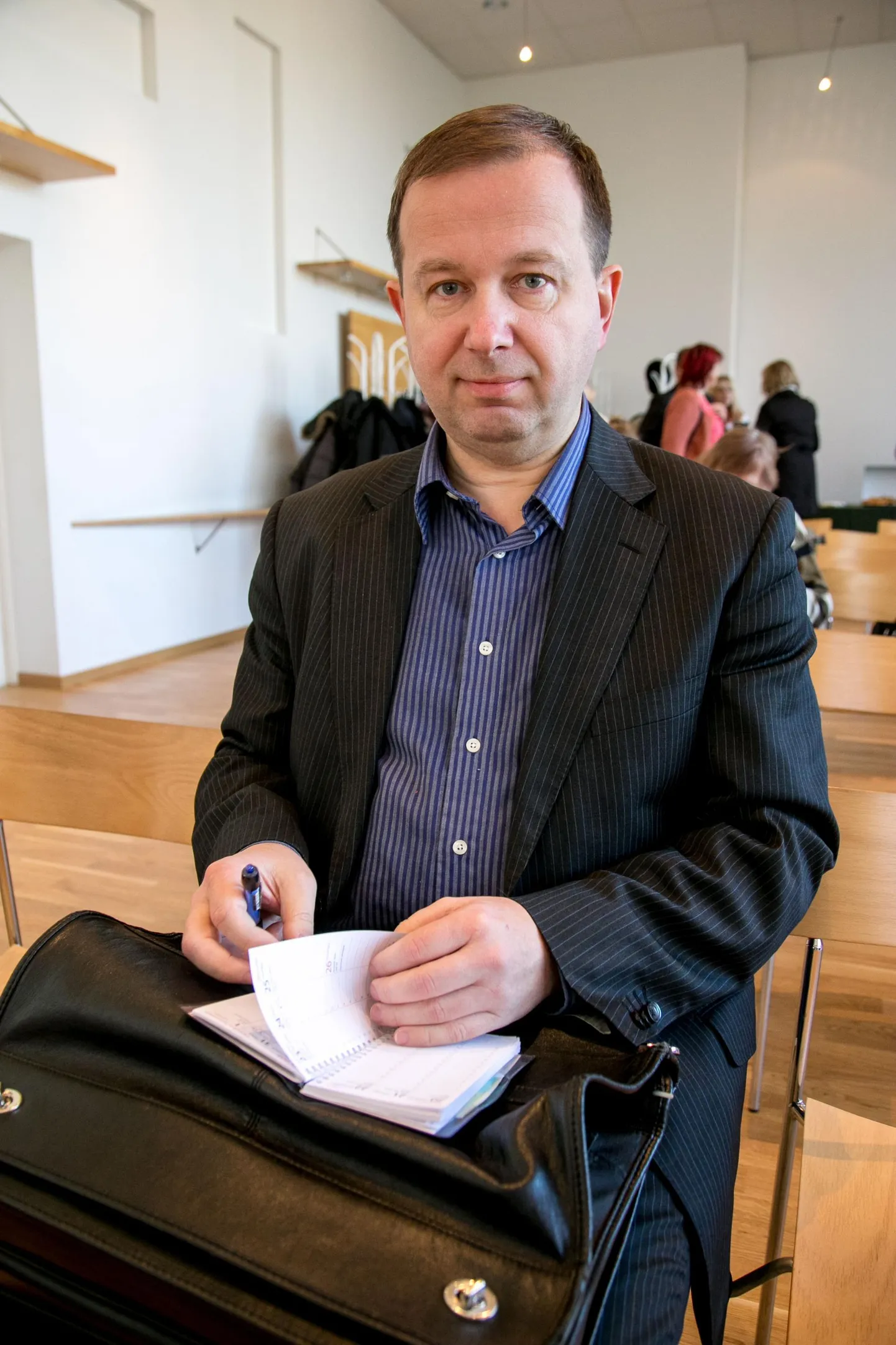 Uue ajakirjanumbri üks toimejaid on Peeter Päll.