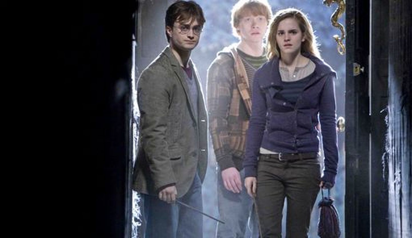 Kinoajaloo edukaima sarja, Harry Potteri saaga seitsmes lugu “Harry Potter ja surma vägised” on vaatajate ette jõudnud!
