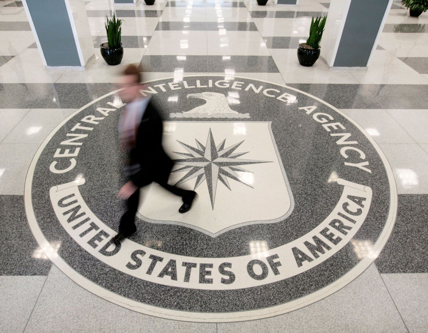 Логотип ЦРУ. Иллюстративное фото.