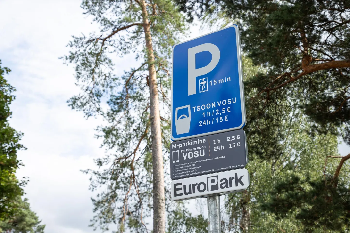 Võsul kehtinud parkimise hinnad tänavu muutuvad.