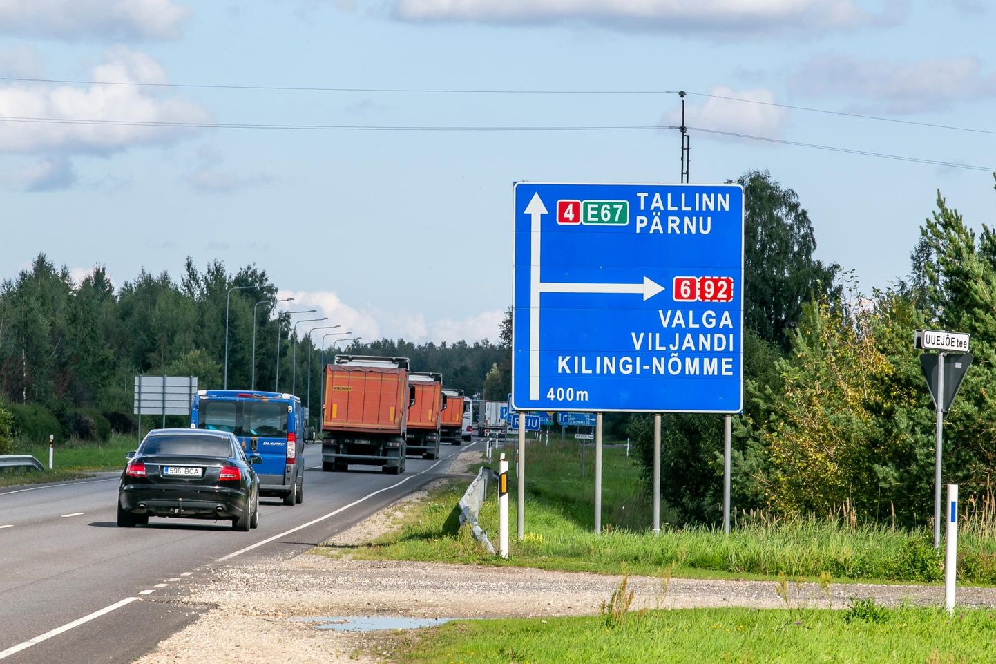 Alla kümnekilomeetrine jupp neljarealist Via Balticat ei vähenda maantee liiklustihedust, kuid keerab peapeale inimeste elukorralduse.