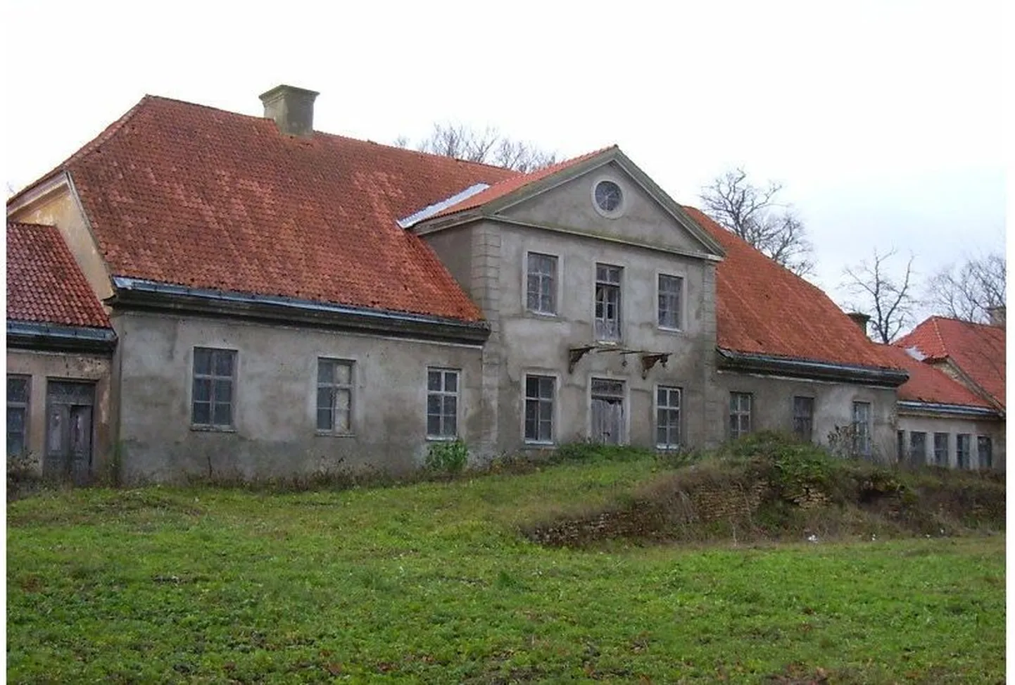 Matsalu mõisa peahoone.