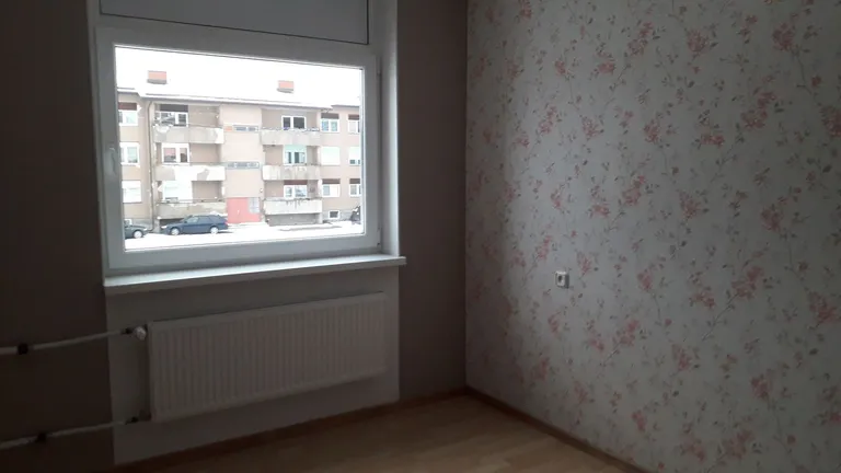 Трехкомнатная квартира в Роэла.