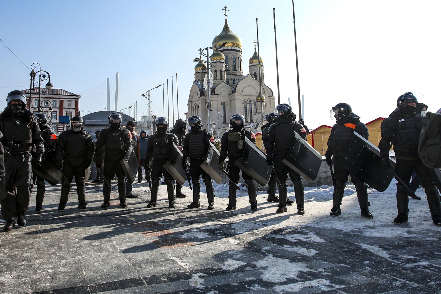 Policisti gatavojas protestiem Vladivostokā.