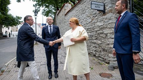 Presidendivalimised on unustatud, poliitikud mõtlevad juba valitsuse umbusaldamisest