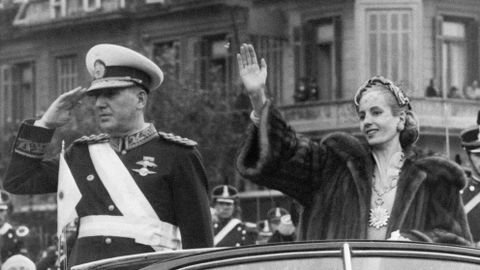 Laip, mis haihtus aastateks: esileedi Eva Peróni surnukeha röövimise pöörane lugu