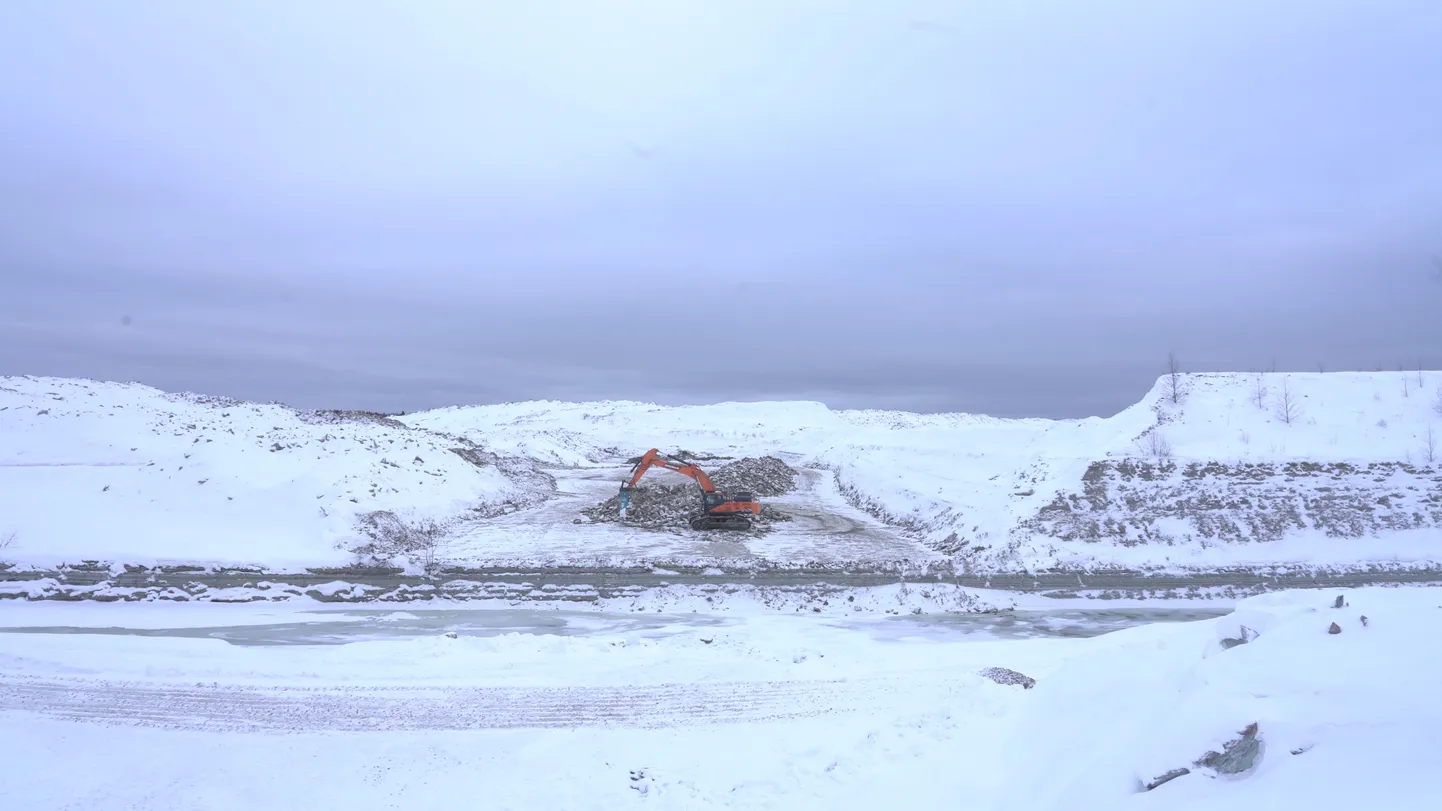 Tuleval aastal Eestis esietenduva lavastuse eelvaates näeb ülesvõtteid talvise Ida-Virumaa kaevandustest.