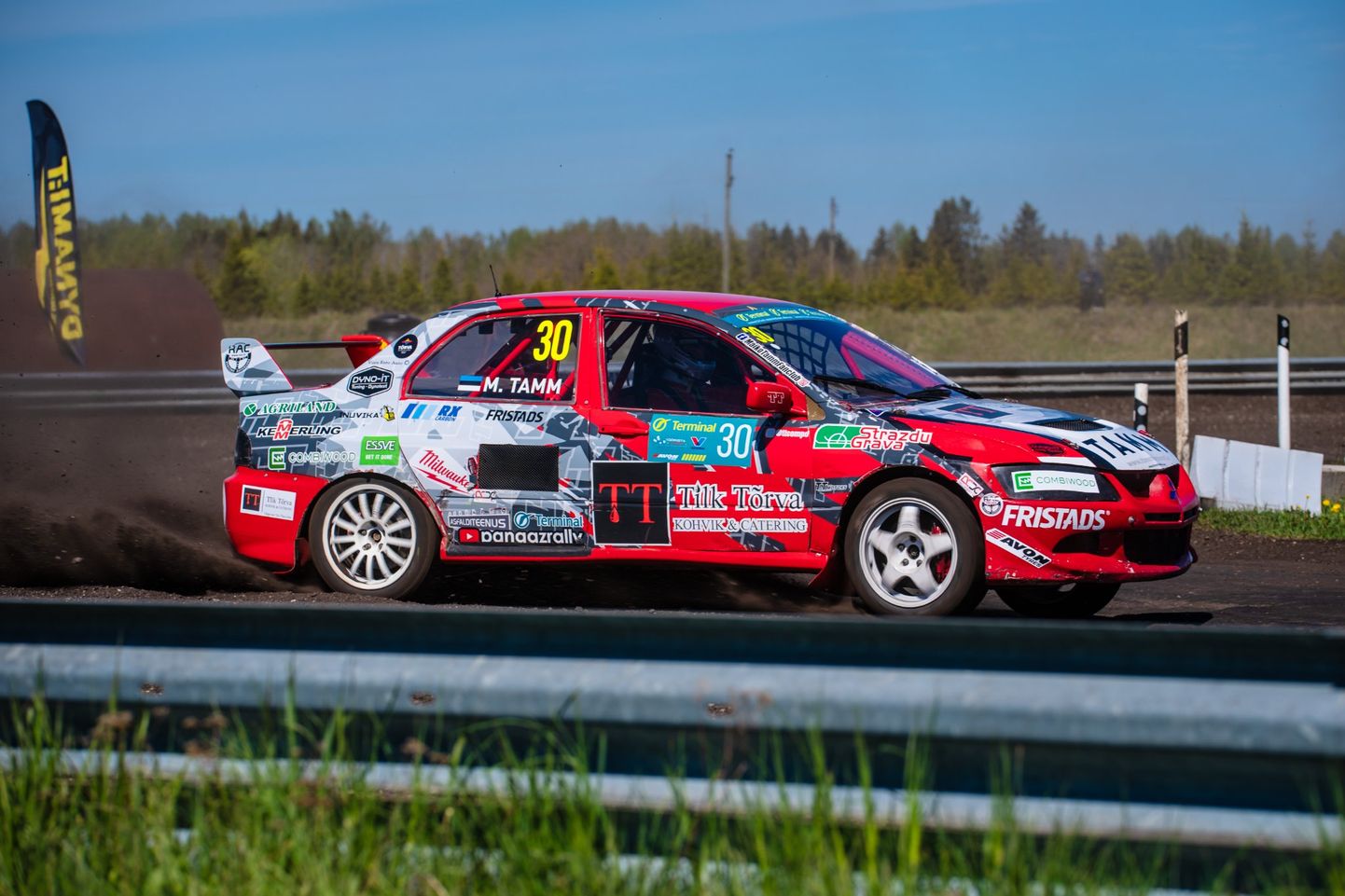 Tõrva rallikrossisõitja Maiko Tamm saavutas Laitse Rally Pargis Supercar klassis esikoha.