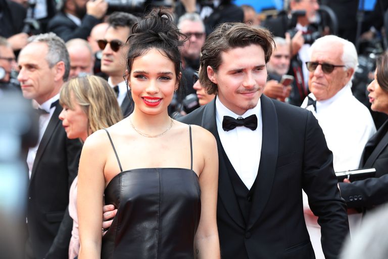 Ekspruut Hana Cross ja Brooklyn Beckham Cannes'i filmifestivalil.