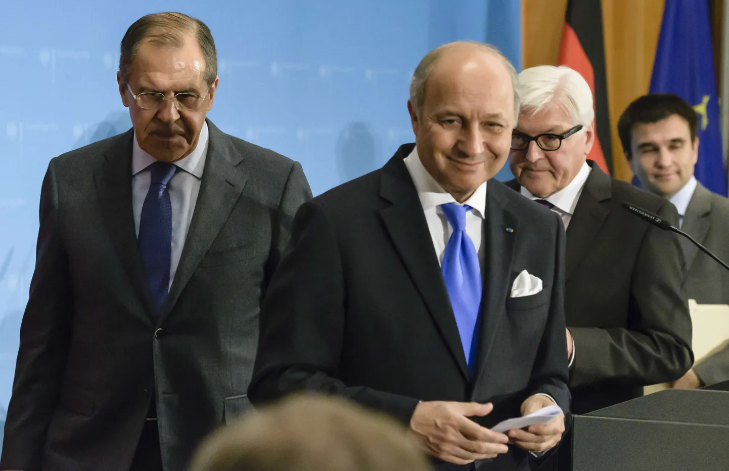 (Vasakult paremale) Vene välisminister Sergei Lavrov, Prantsuse välisminister Laurent Fabius, Saksa välisminister Frank-Walter Steinmeier ja Ukraina välisminister Pavlo Klimkin pärast ühist pressikonverentsi Berliinis.