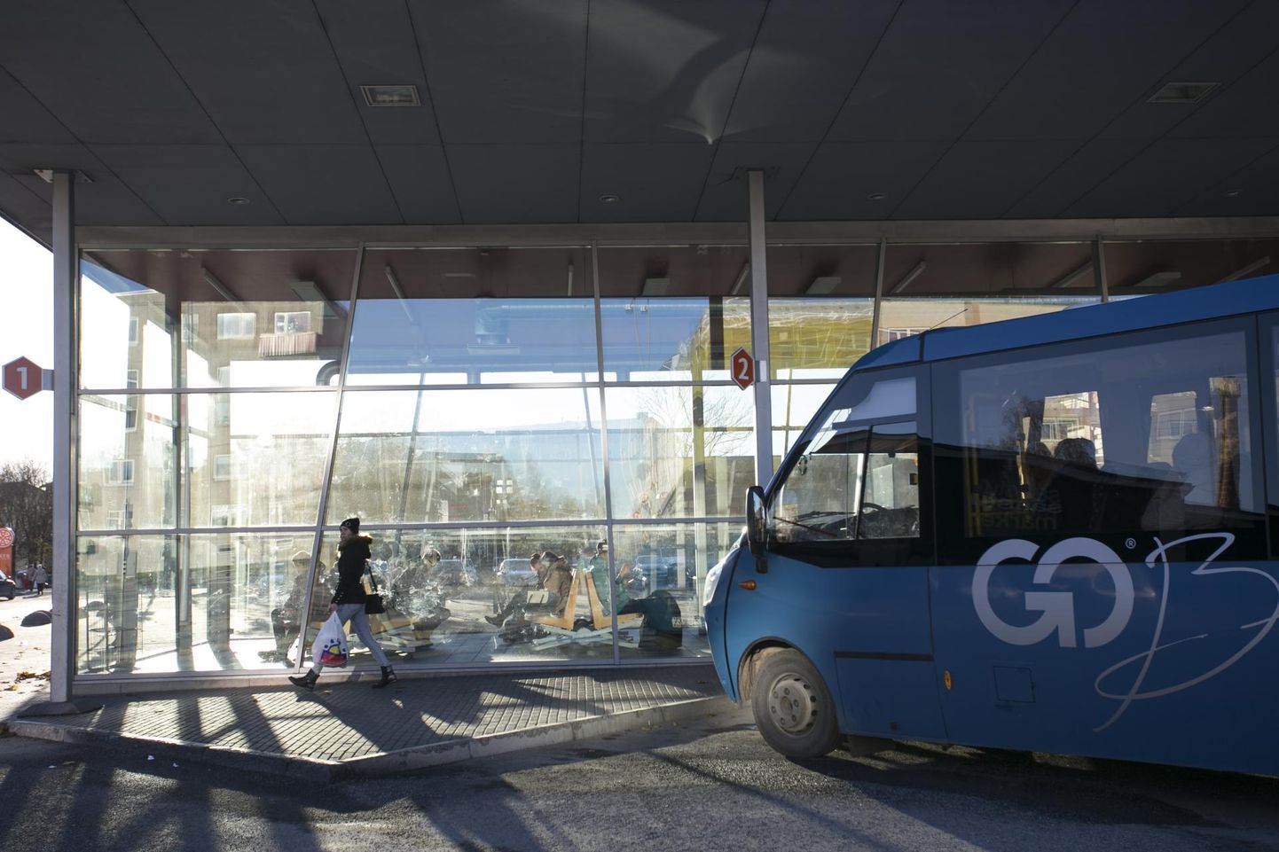 Maakonnaliini buss Rakvere bussijaamas.
