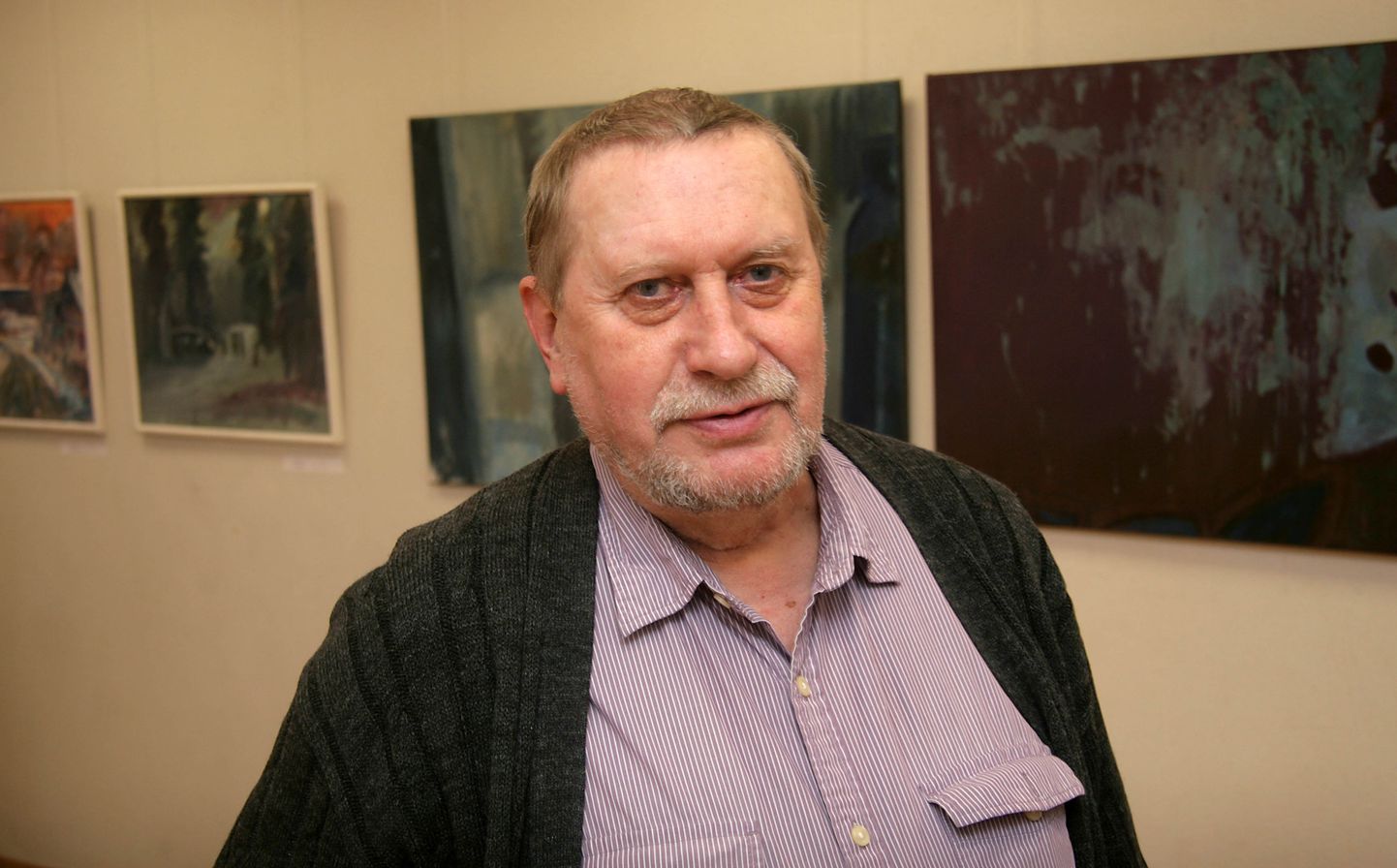 Нарвский художник Борис Уваров на открытии своей выставки в Ахтмеской школе искусств в 2015 году.