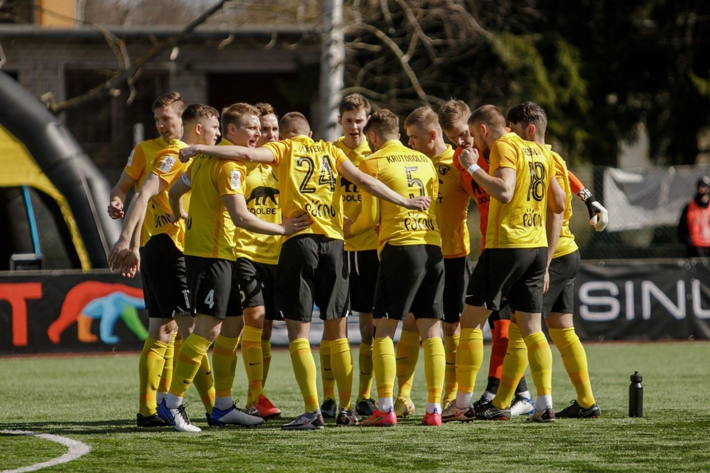 Pärnu Vaprus kaotas FC Florale 0:6.