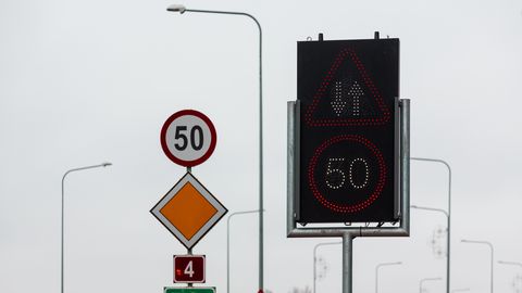 На эстонском шоссе заработала необычная система предупреждений