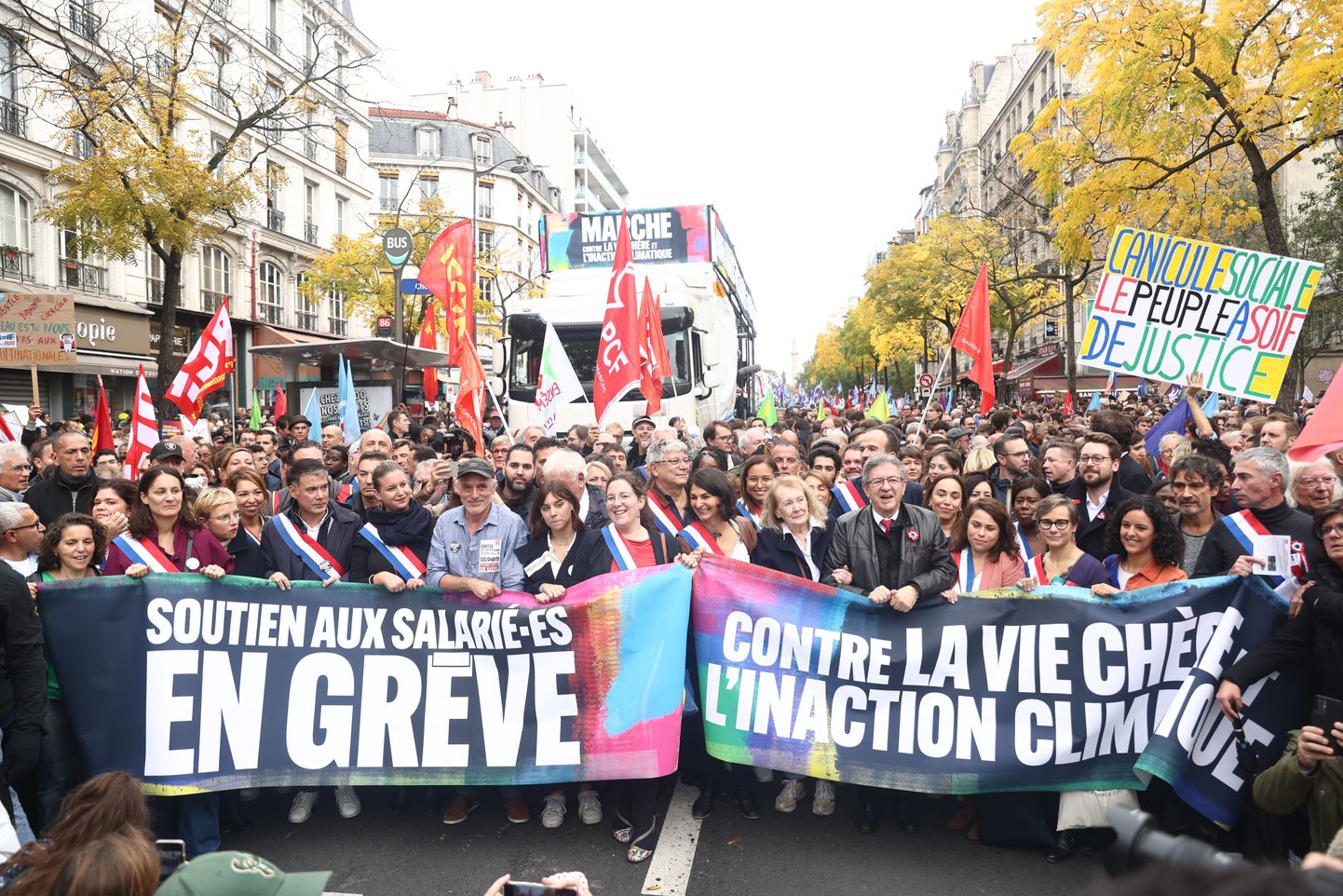 Prantsuse vasakpoolsed erakonnad korraldasid hinnatõusu vastase meeleavalduse.