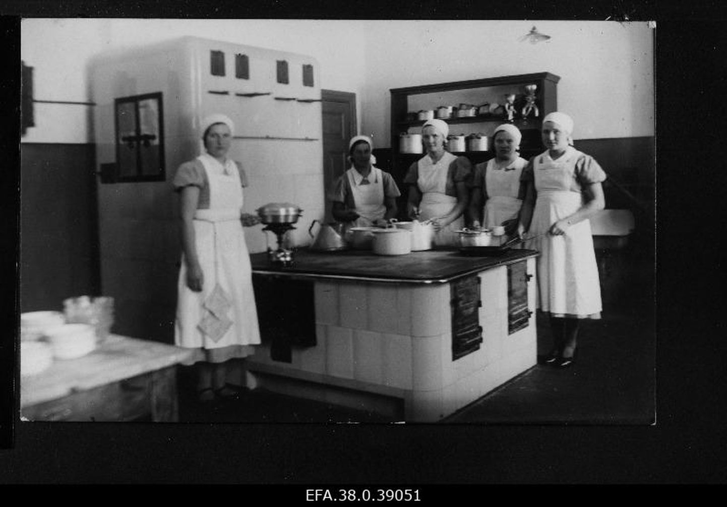 Põltsamaa kodutööstuskooli köök 1930ndatel