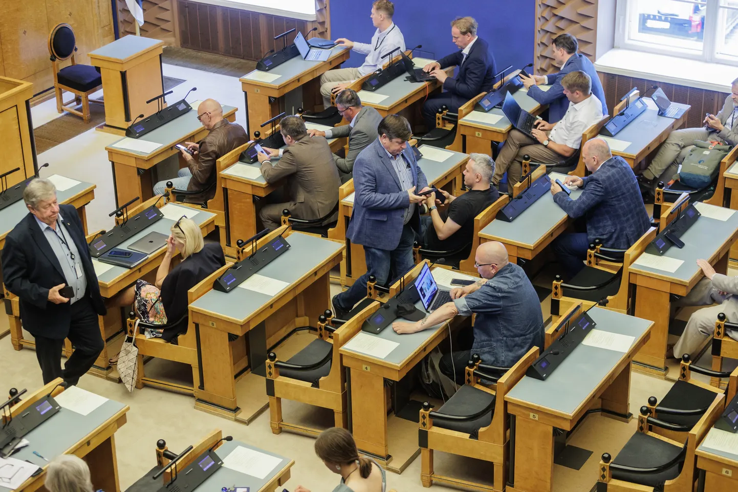 Riigikogu erakorraline istung 29.07. Mootorsõidukimaksu seaduse eelnõu hääletamine. Foto: Konstantin Sednev / Postimees Grupp