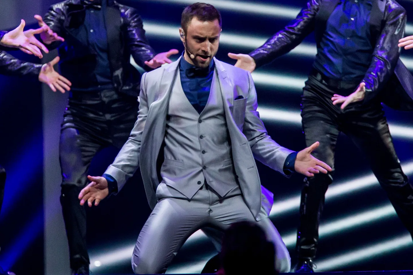 Eurovisioon 2016, teise poolfinaali peaproov, Måns Zelmerlöw
