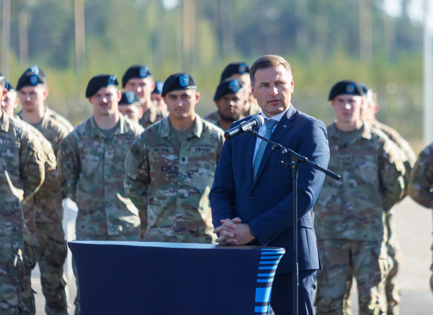 Reedo linnaku avamine. Pildil peab kõnet kaitseminister Hanno Pevkur.
