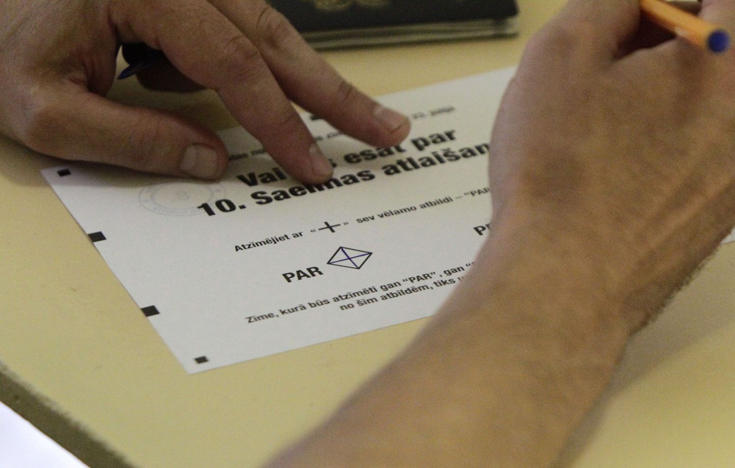 Lätlane juulis seimi laiali saata otsustanud rahvahääletusel.