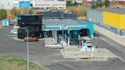 Сеть Terminal Oil открыла в Ласнамяэ свою первую станцию полного обслуживания