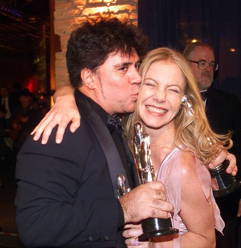 Hispaania režissöör Pedro Almodovar ja näitlejanna Cecilia Roth 1999. aastal.