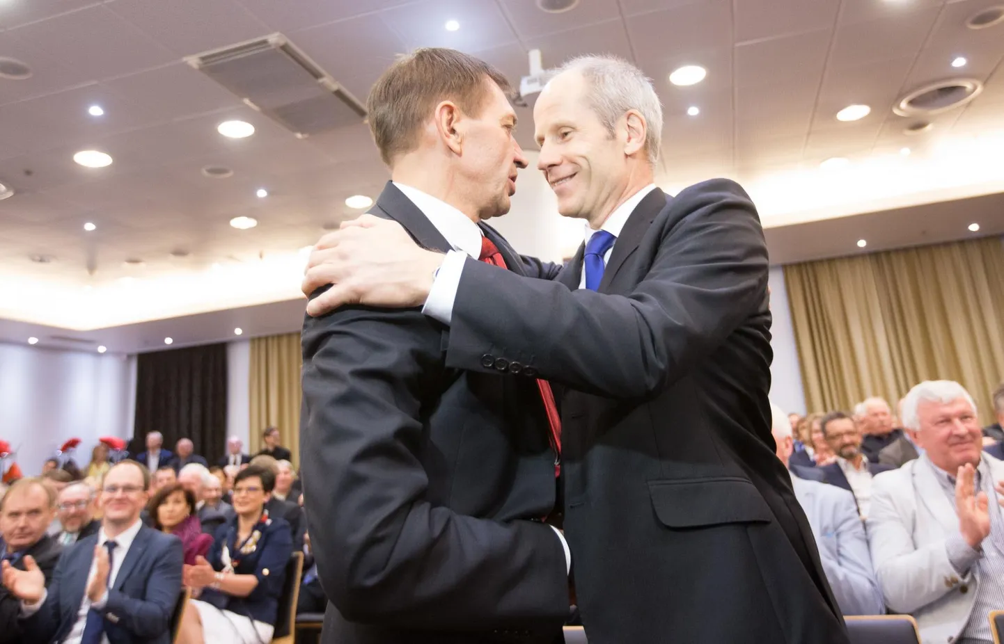 Tänased rivaalid EOK presidendiametisse neli aastat tagasi: Urmas Sõõrumaa ja Tõnu Tõniste
