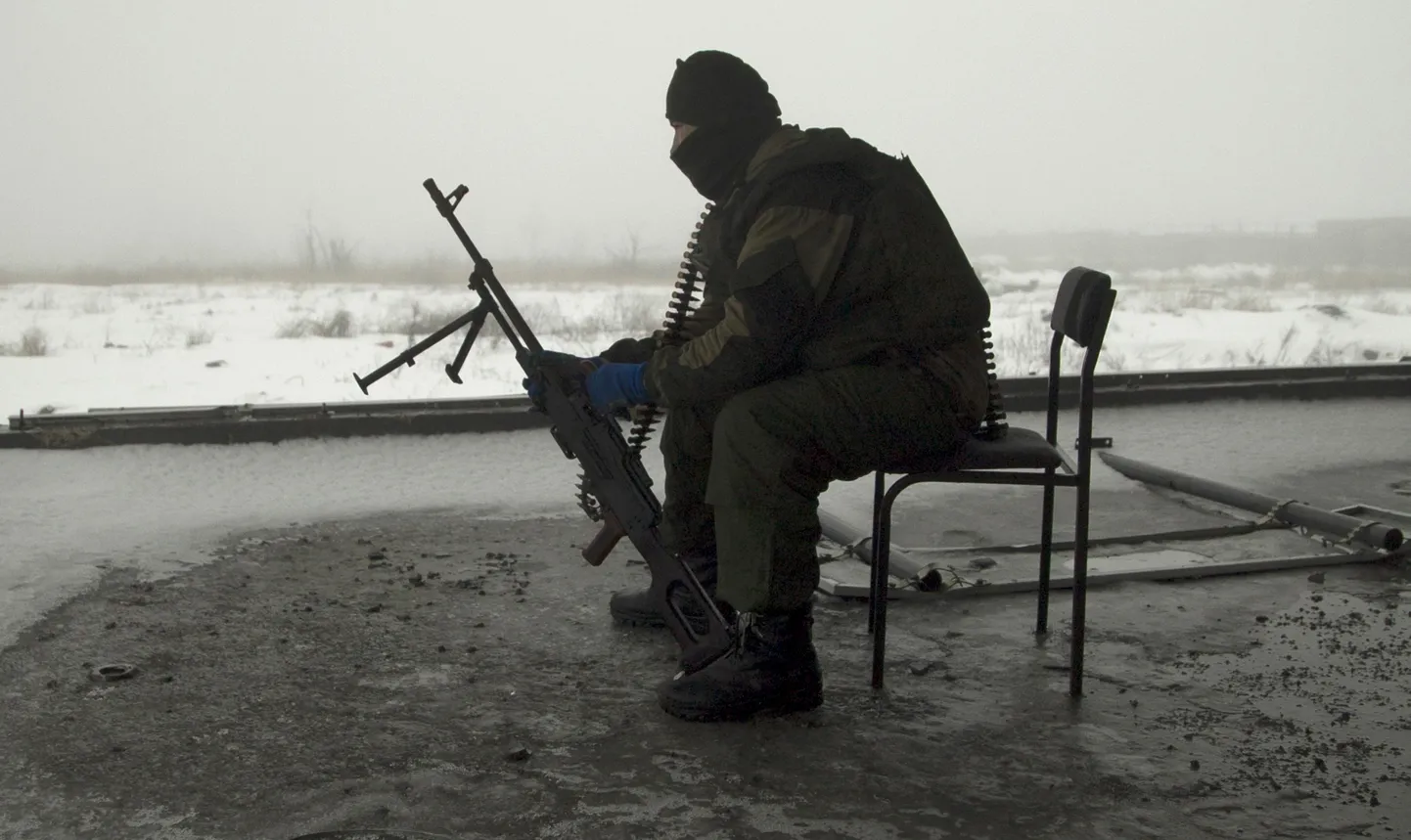 Isehakanud Donetski Rahvavabariigi võitleja.