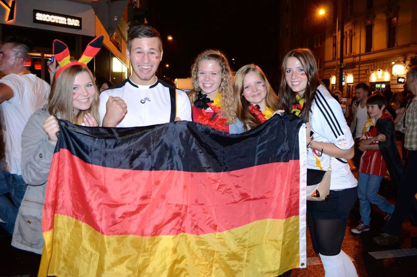 Sakslastel oli MMi finaali järel põhjust oma riigi lipuga vehkida ja rõõmustada.