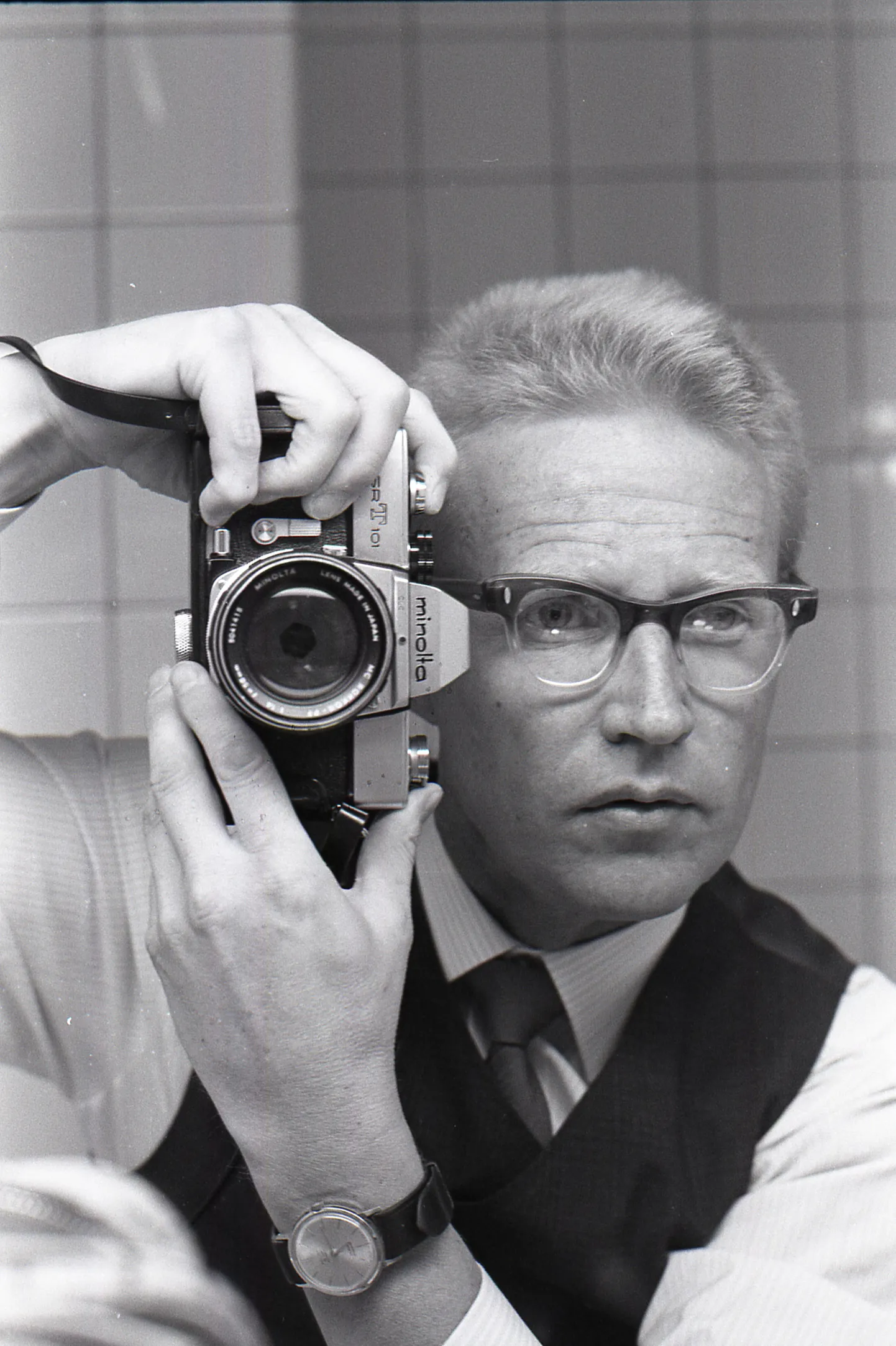 Boris Mäemets. Foto näituselt «Kaadris ja kaadri taga. Boris Mäemetsa moefoto»