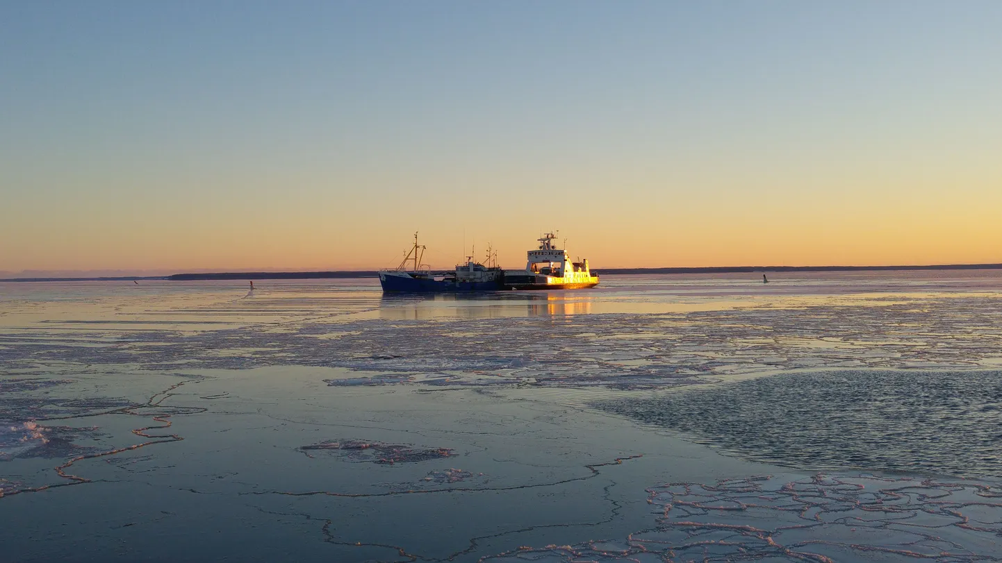 Subsea Seven Sõru sadamasse jõudmas.