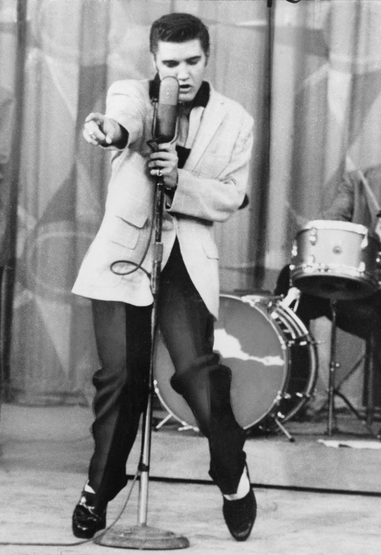 Elvis Presley legendaarne puusanõks telesõus aastal 1956