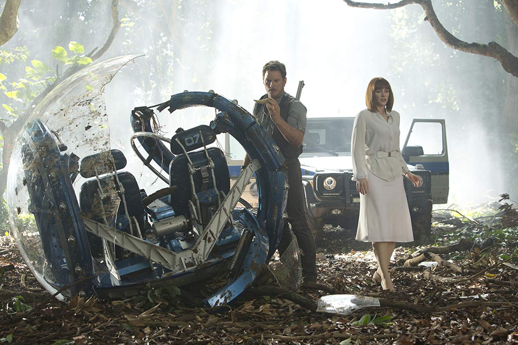 «Jurassic World: sauruste maailm» peategelasi kehastasid Chris Pratt ja Bryce Dallas Howard.