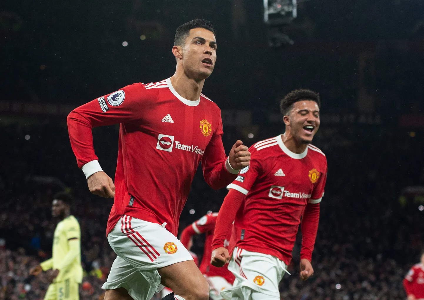 Cristiano Ronaldo esiplaanil.