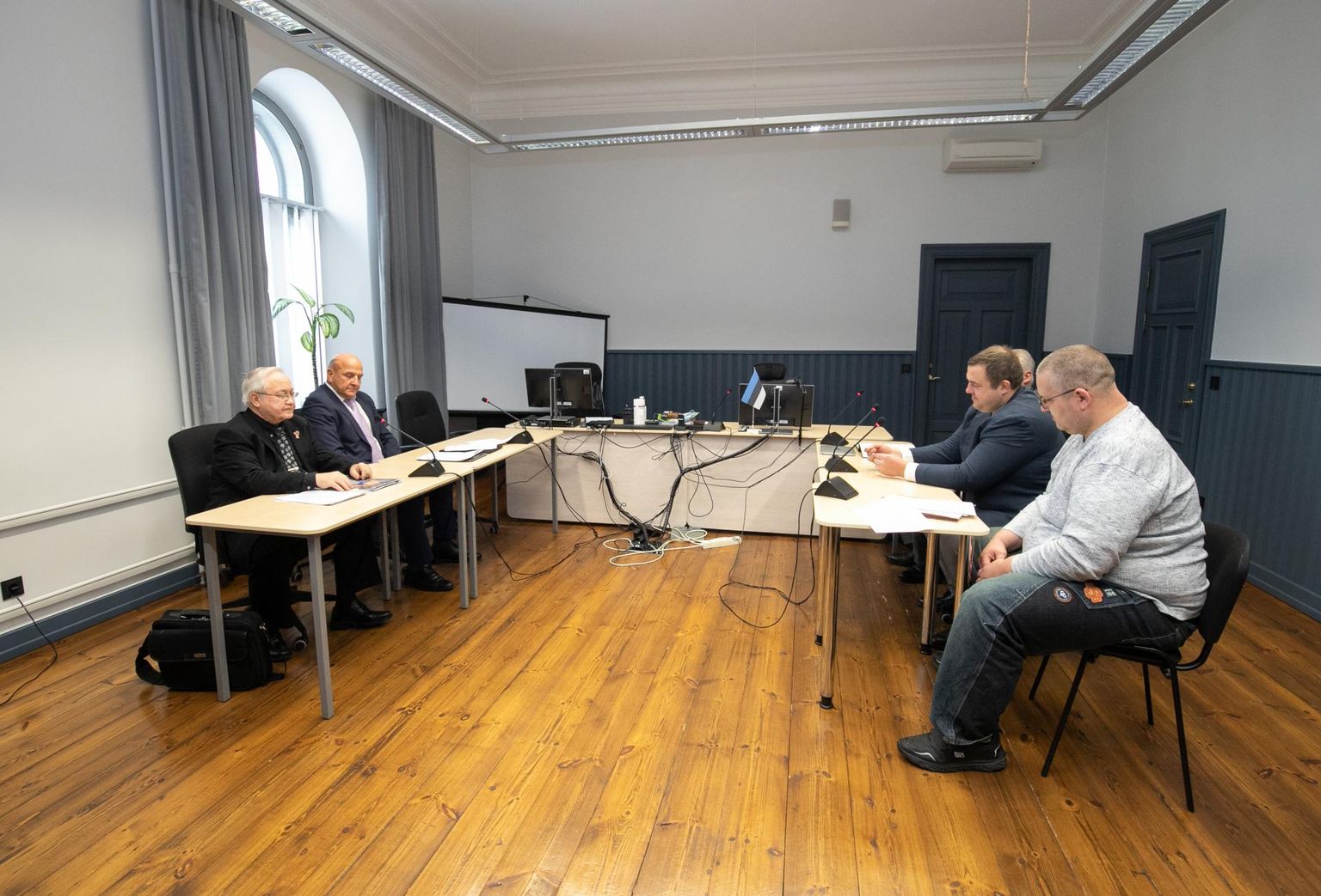 Riho Rannikmaa ja Andres Jaadla pöördusid kohtusse, et vaidlustada Eesti Sumoliidu üldkoosoleku otsused, millega nad liidust välja arvati.