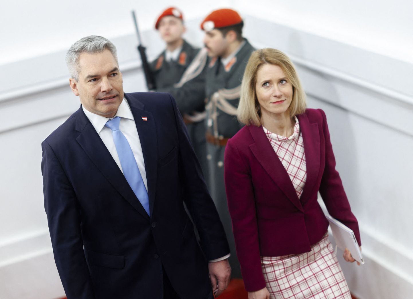 Кая Каллас (справа) встречается с канцлером Австрии Карлом Нехаммером, Вена, 8 февраля 2024 года.