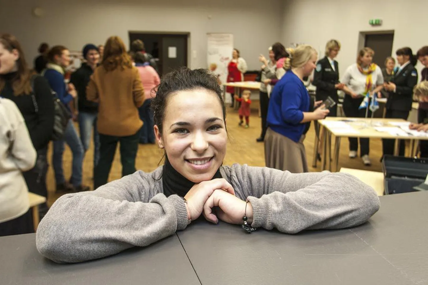 Kreeklanna Niki Giannakopoulou on Viljandis 2011. aasta septembrist. Ta on õppinud sotsiaaltöötajaks, aga kodumaal oleks tal sel alal praegu lootusetu rakendust leida.