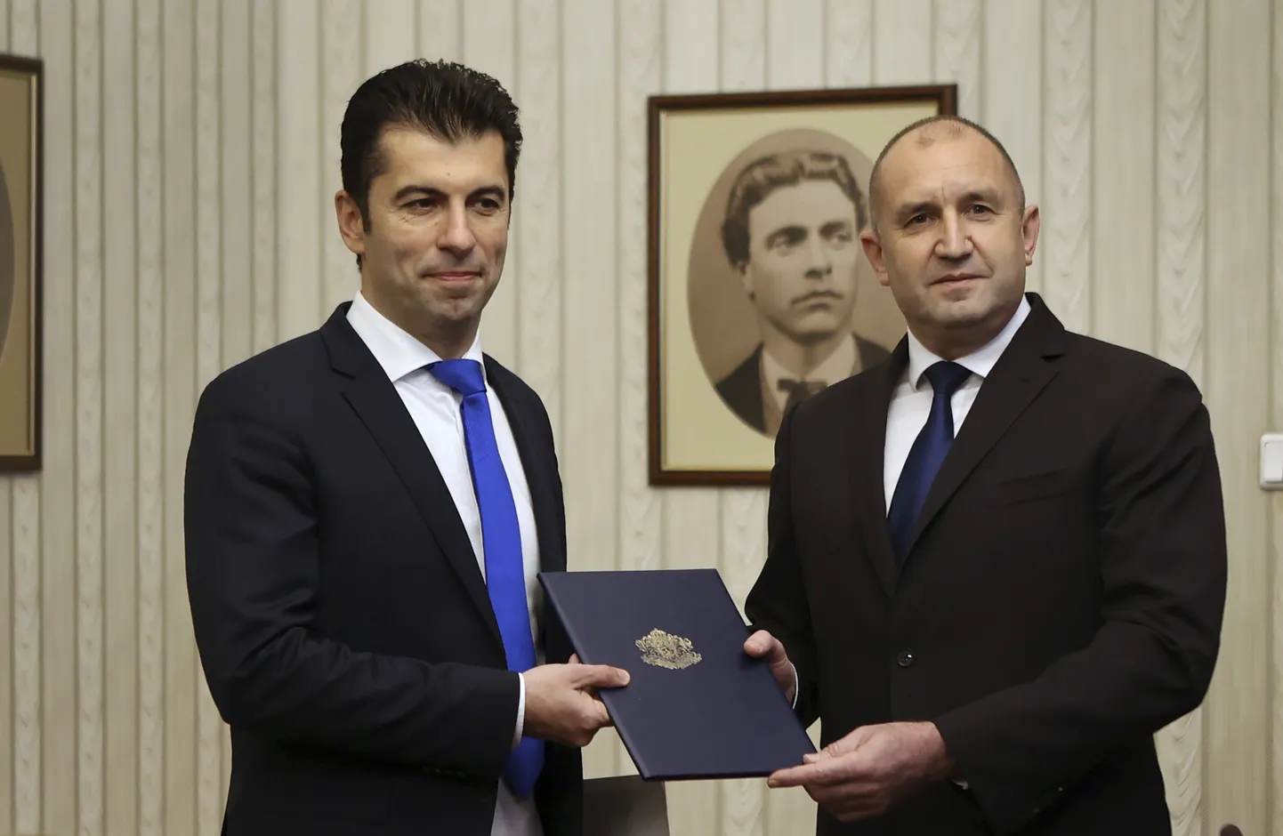 Bulgaaria peaminister Kiril Petkov ja president Rumen Radev.