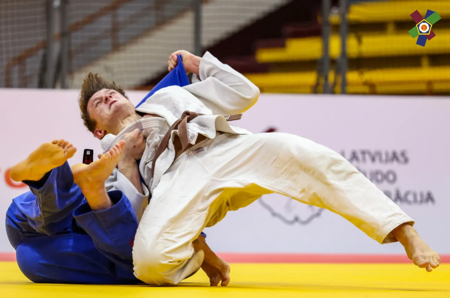 Olümpiko sportlane Joonatan Ristmäe (valges) saavutas Euroopa karikaetapil kõrge viienda koha.